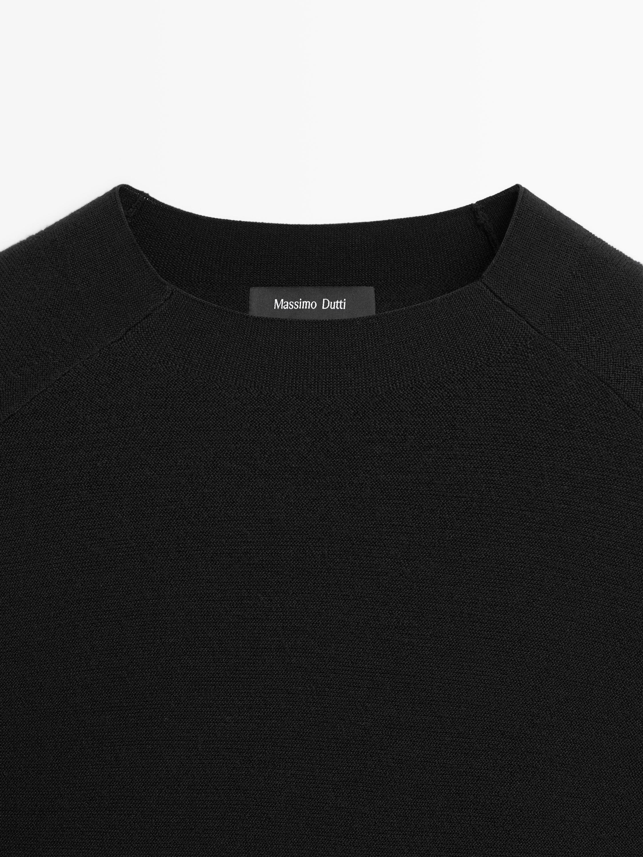 100% wool raglan sleeve knit sweater